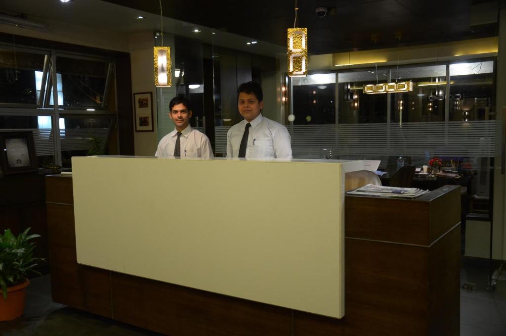 Hotel Chandralok Lonavala Exterior photo
