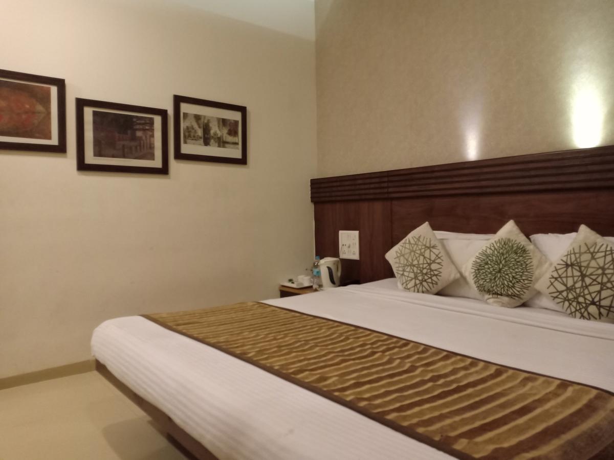 Hotel Chandralok Lonavala Exterior photo
